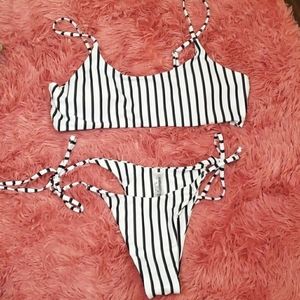 Super cute brand new bikini set size L